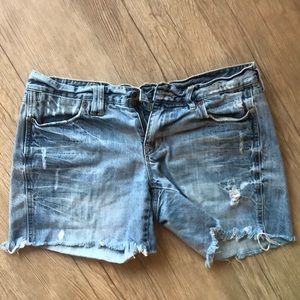 Madewell distressed jean shorts